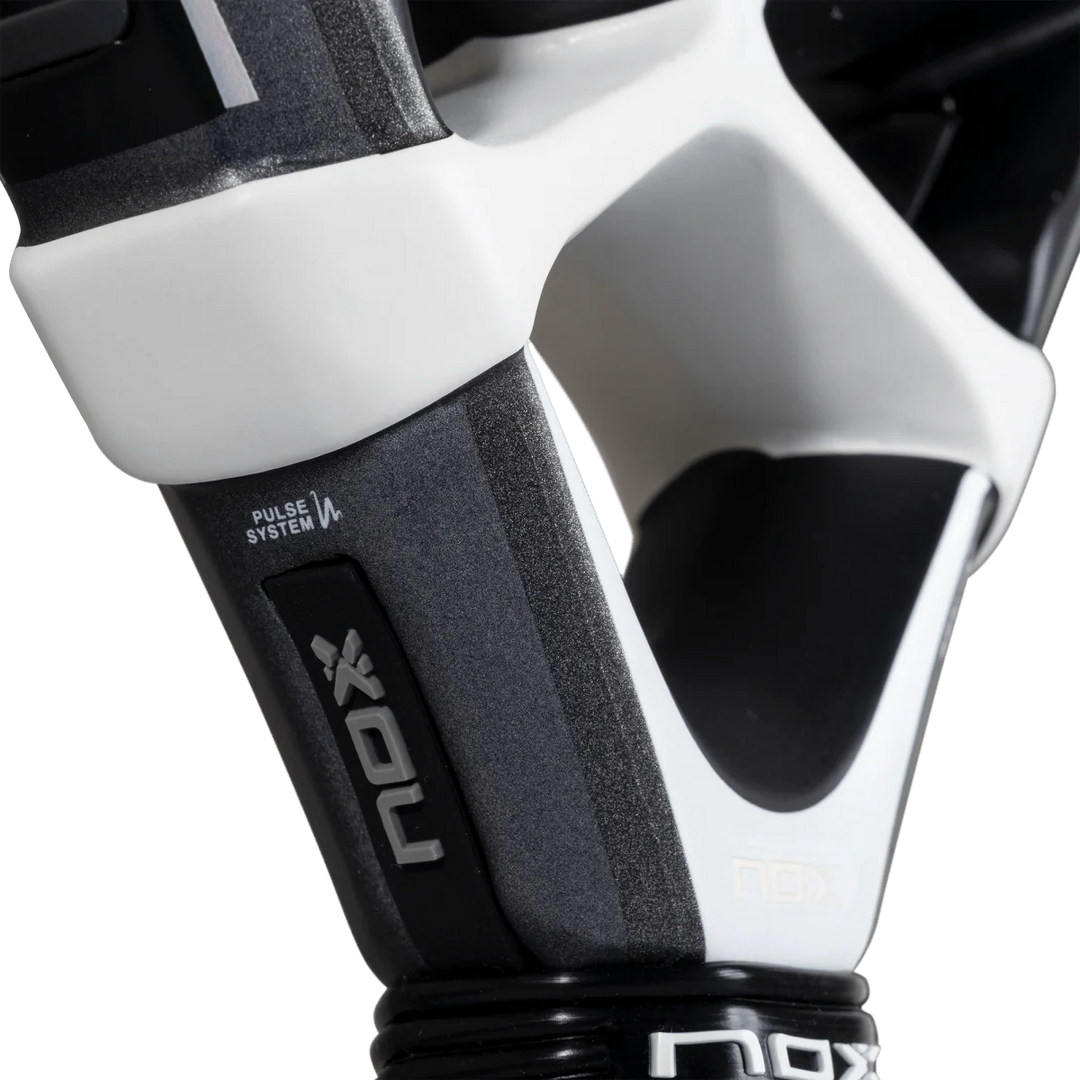 NOX QUATUM 12K CARBON 2025 PADEL RACKET